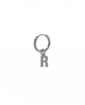Серьга-кольцо с буквой R серебро
